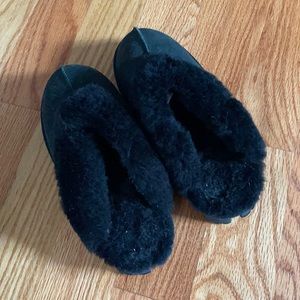 Black Ugg Slippers